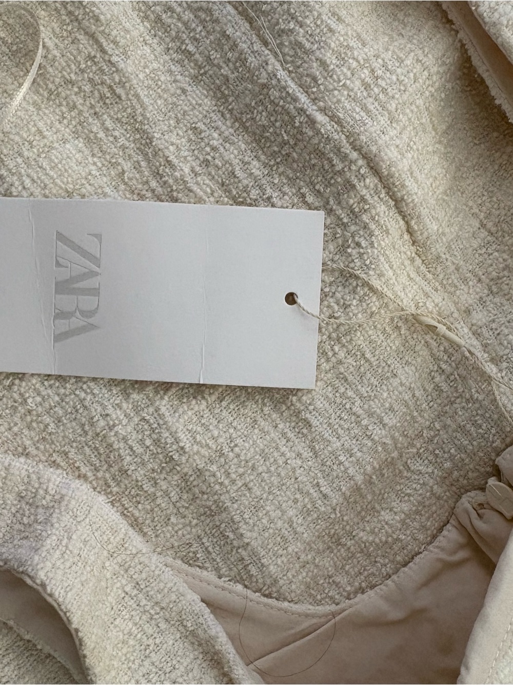 Zara Cream Mini Dress with Lace Hem - Picture 4 of 5